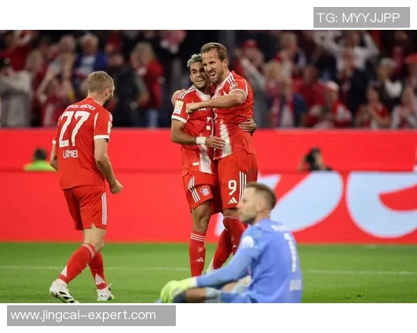 意甲大战:拜仁狂胜波尔图五球大捷引发全场热议