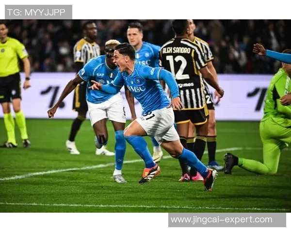 世界杯精彩对决曼联与国米战成平局绝杀瞬间引发全场狂欢