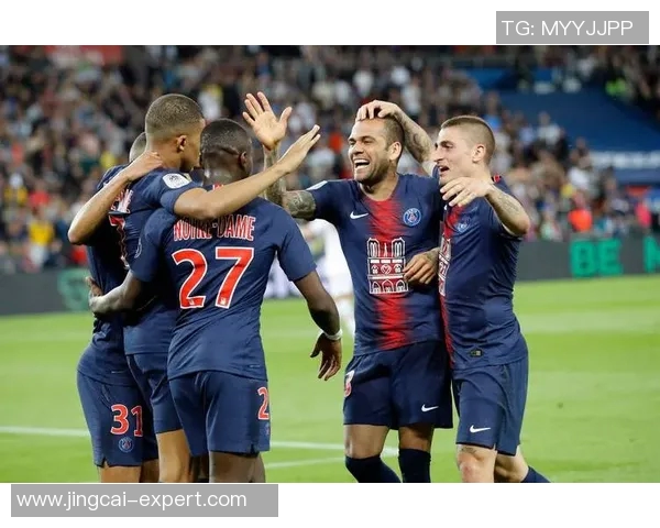 友谊赛巴黎圣日耳曼与马竞激战成平局全场瞬间回顾与焦点分析